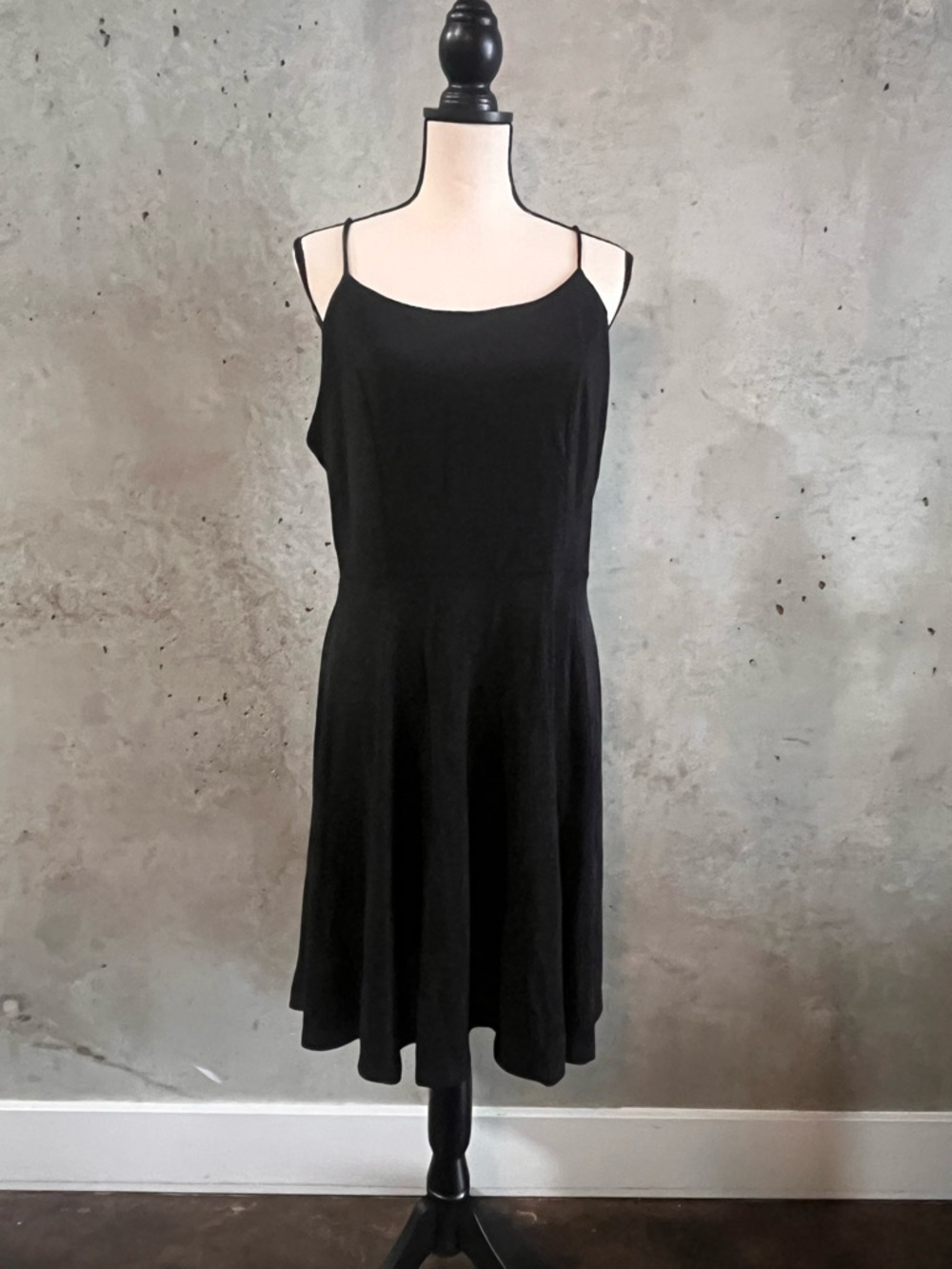 Classic Black Spaghetti-Strap Dress - Women's